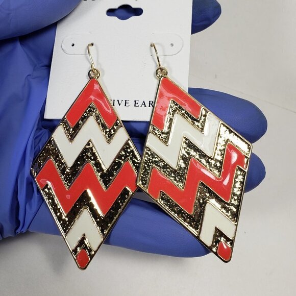 Red Black White Chevron Diamond Shape Drop Earrings – Bold Statement Geometric - Picture 4 of 10